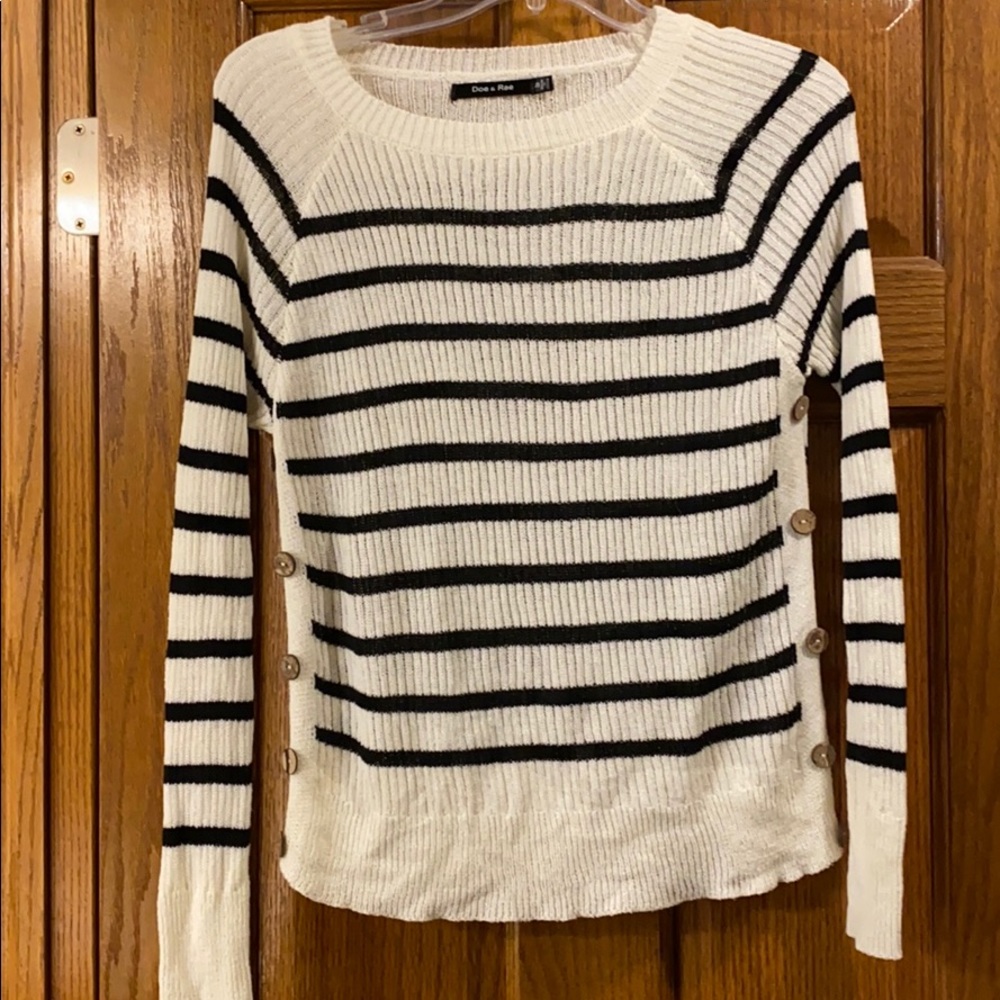 Doe & Rae light sweater
